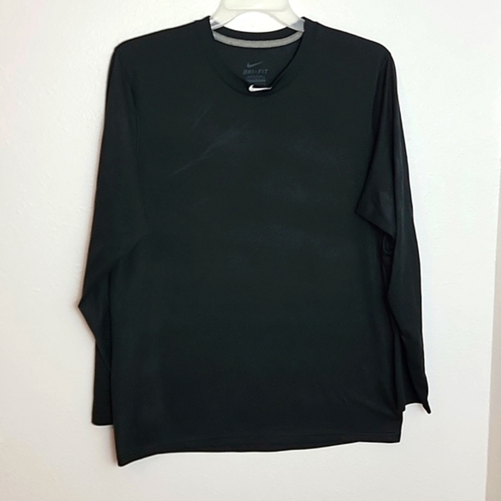 Men's Nike Long Sleeve Shirts